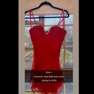Red formal le femme cocktail dress